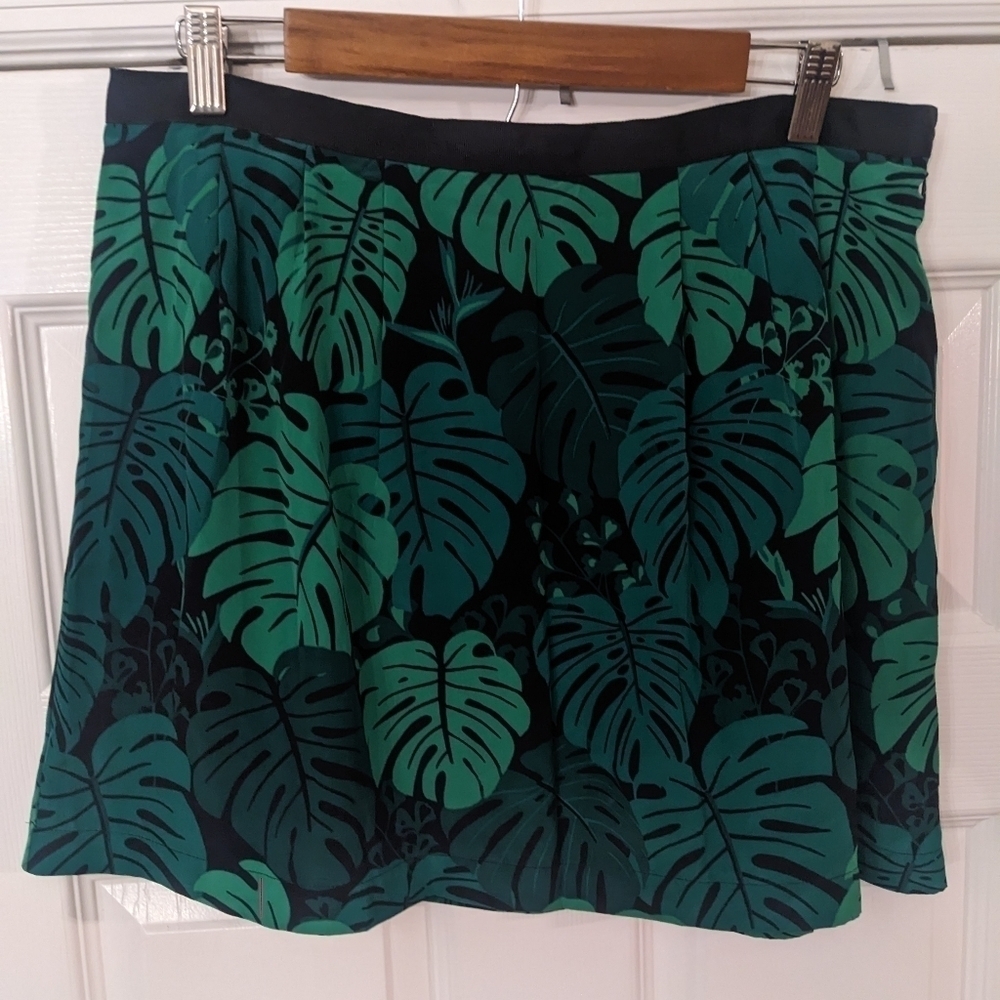BANANA REPUBLIC FACTORY Leaf Tropical Print Skirt